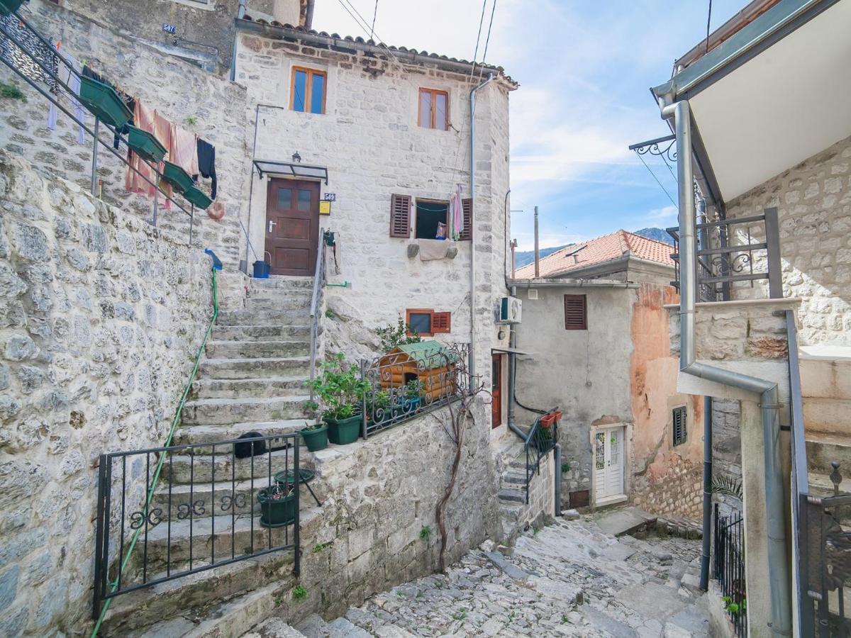 Apartment Alexandra Kotor Exterior foto